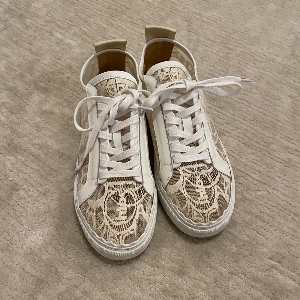 Chloé Lauren Logo Lace Low-Top Sneakers